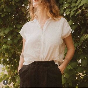 Esby Stella Sleeveless Buttondown